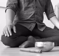 Meditating with gong