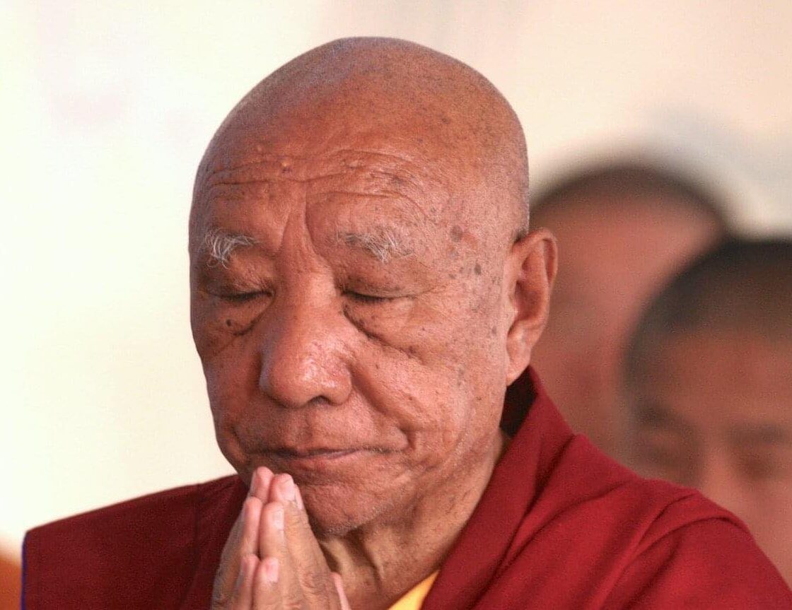 Khenpo Rinpoche in prayer